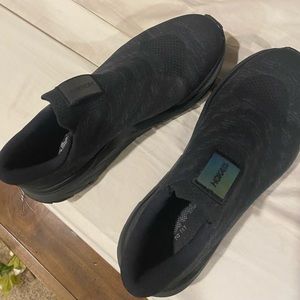 Black Hoka One One size 8